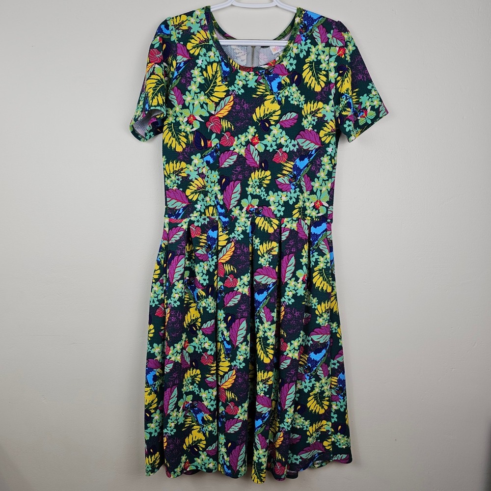 LuLaRoe Dress XL Green Floral‎ Amelia Fit & Flare Short Sleeve Textured Knit